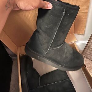 Black Uggs